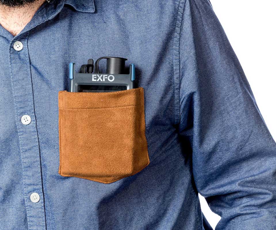 Exfo PX-1 no bolso da camisa